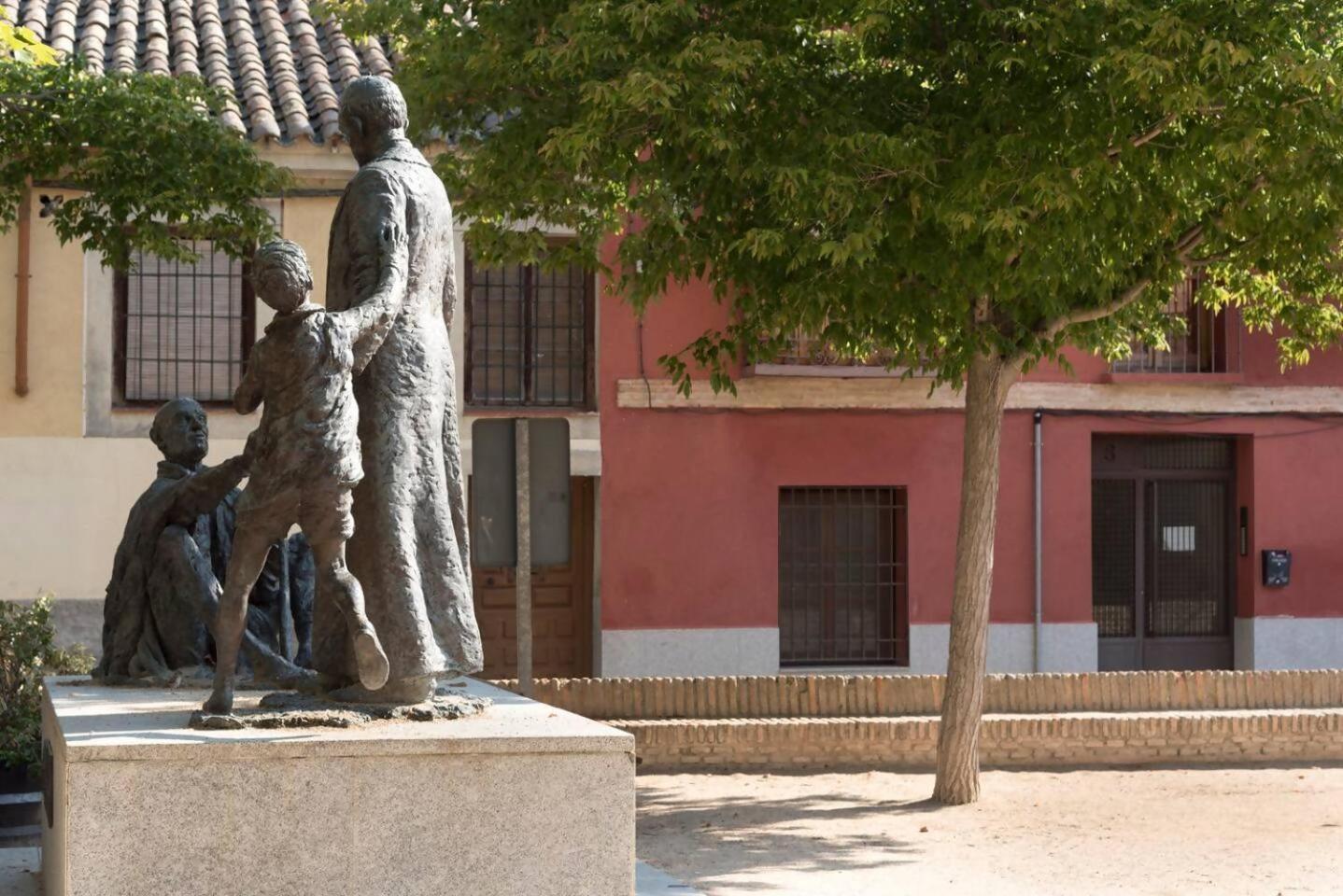 La Dama Del Jardin Del Nuncio Apartment Toledo Exterior photo